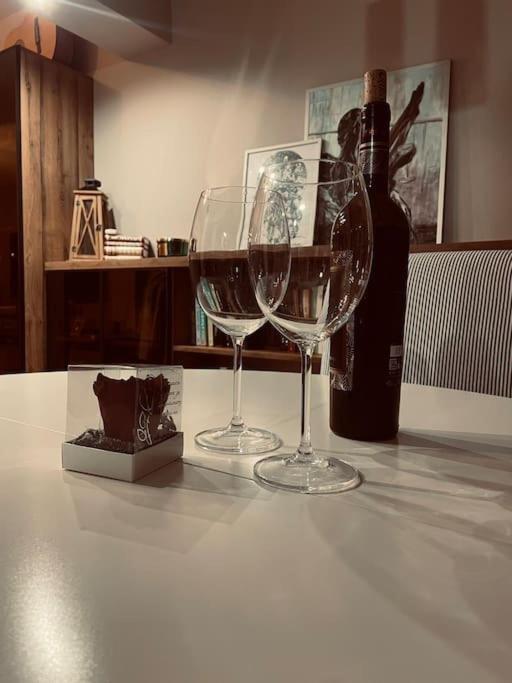 Apartament Уютен Апартамент Вергиния Razgrad Zewnętrze zdjęcie